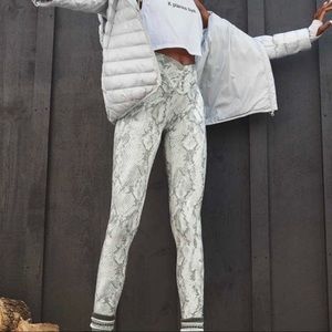 Aerie Offline Snake Print Crossover High Rise Leggings